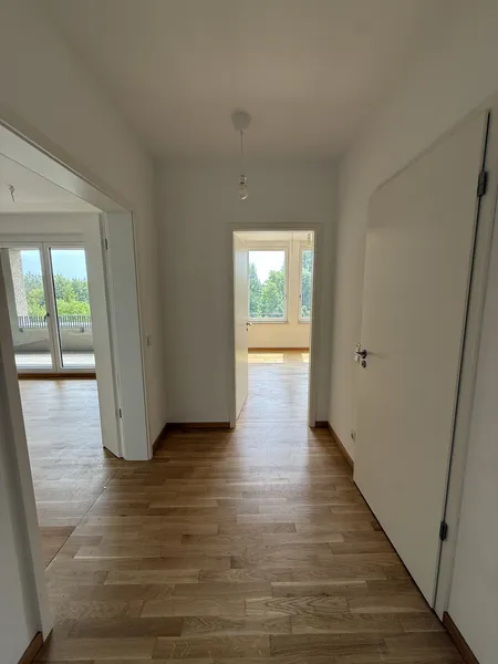 Moderne 2-Zimmer Wohnung mit Einbauküche und Balkon am Mauerpark — photo 1